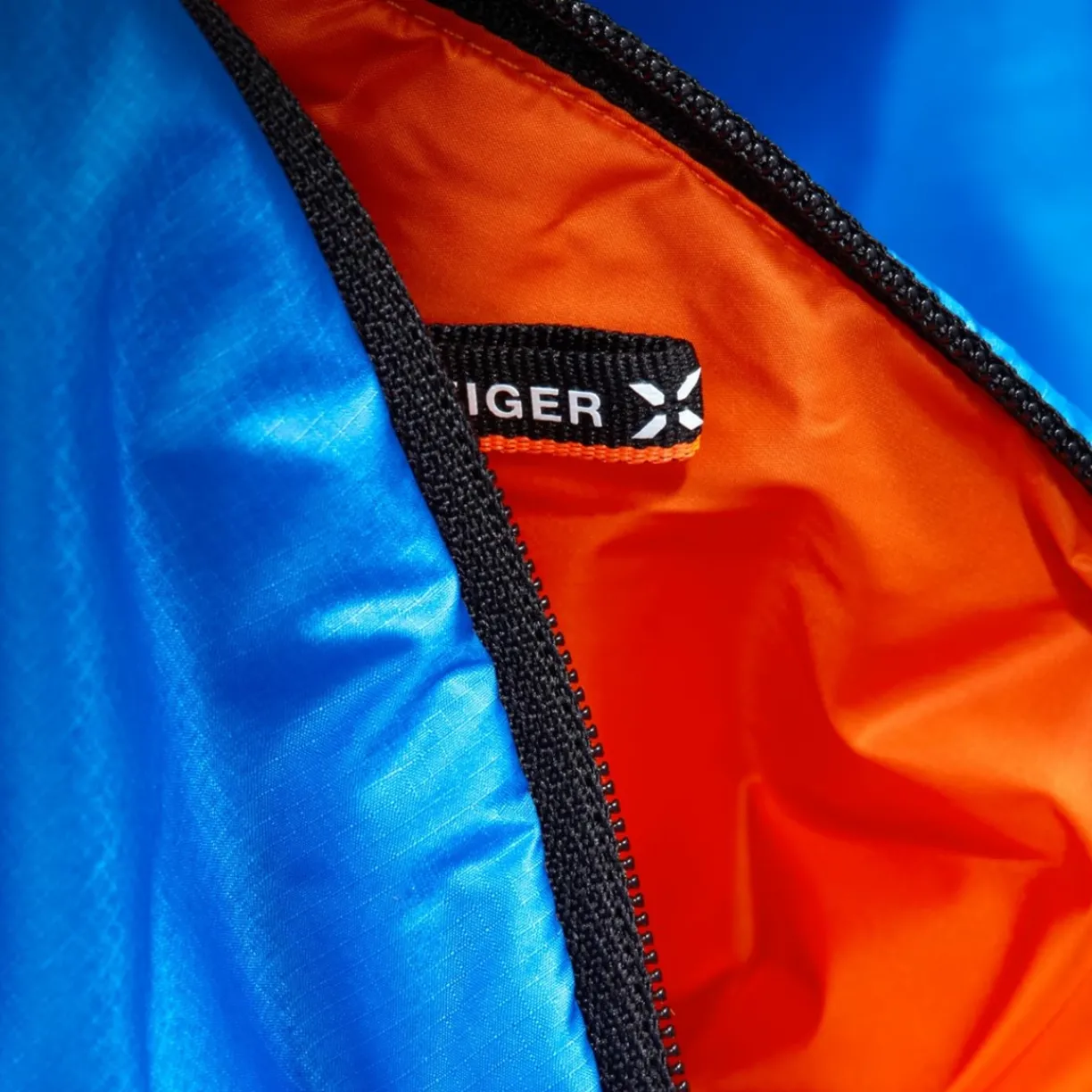 mmtsklep Kurtki I Kamizelki-Kurtka puchowa Mammut Eigerjoch Advanced IN Hooded Jacket Men