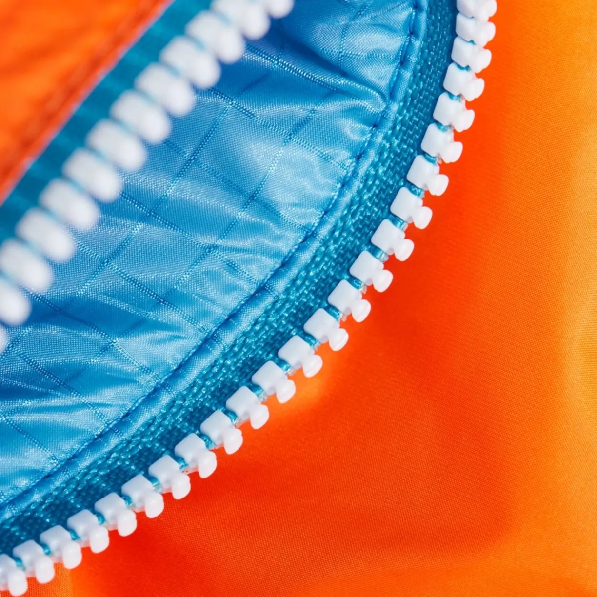 mmtsklep Kurtki I Kamizelki-Kurtka syntetyczna Mammut Eigerjoch Light IN Hooded Jacket Women